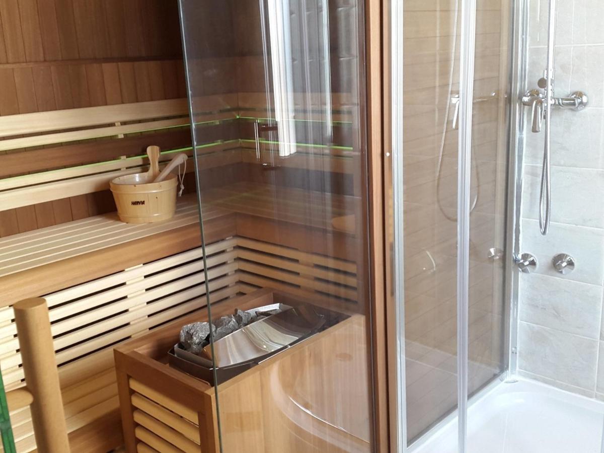 Villa Almas - Heated Pool, Sauna, Gym And Tennis Court Neoric Ngoại thất bức ảnh